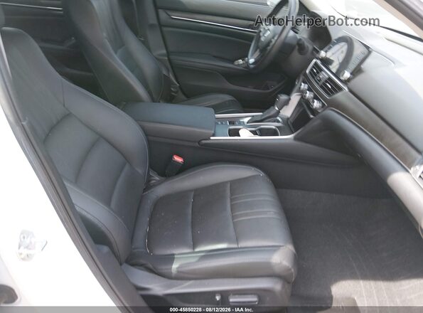 1HGCV1F55NA027446 2022 HONDA ACCORD White Вид салону спереду