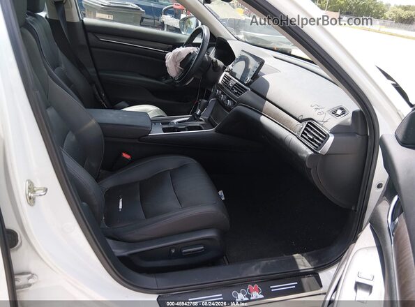 1HGCV1F56KA094293 2019 HONDA ACCORD White Widok wnętrza z przodu