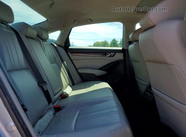 1HGCV1F57JA209580 2018 HONDA ACCORD Silver უკანა სავარძლების ხედი