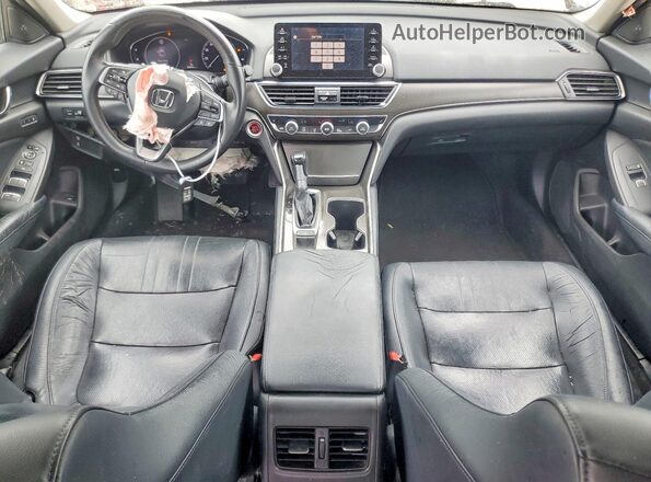 1HGCV1F58JA053775 2018 HONDA ACCORD Черный Вид панели приборов