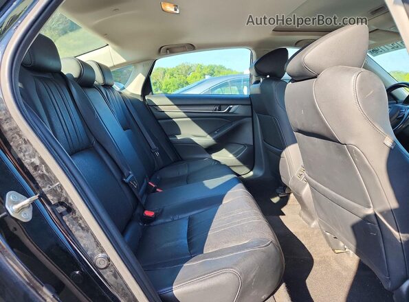 1HGCV1F59JA073811 2018 HONDA ACCORD Black Rear seats view