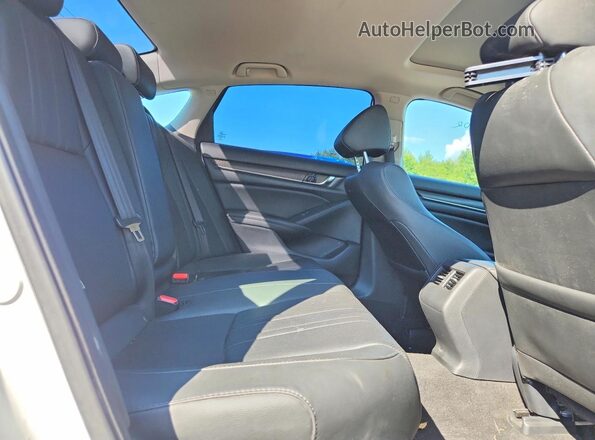 1HGCV1F59LA019668 2020 HONDA ACCORD White Vista de los asientos traseros