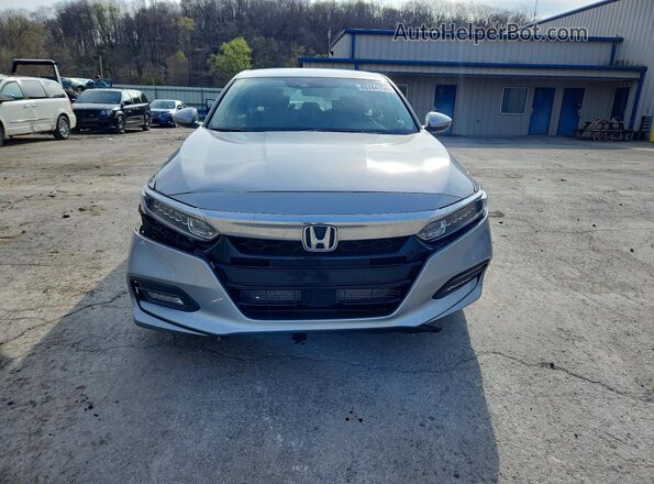1HGCV1F5XJA212358 2018 HONDA ACCORD Серебряный Вид спереди