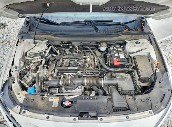 1HGCV1F62JA103983 2018 HONDA ACCORD White უკანა სალონის ხედი
