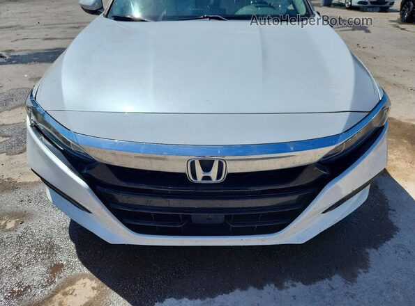 1HGCV1F64JA013878 2018 HONDA ACCORD White Սալոնի հետևի տեսք