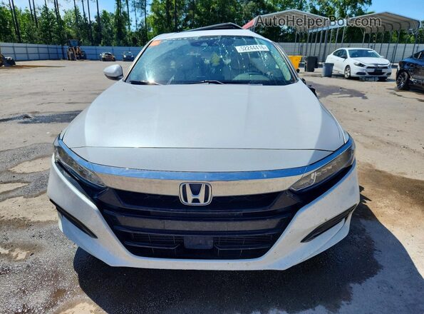 1HGCV1F64JA013878 2018 HONDA ACCORD White Դիմացի տեսք