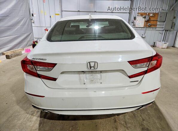 1HGCV1F92JA013677 2018 HONDA ACCORD Белый Вид сзади