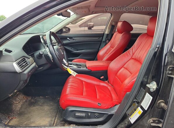 1HGCV1F96JA026268 2018 HONDA ACCORD Черный Вид салона спереди