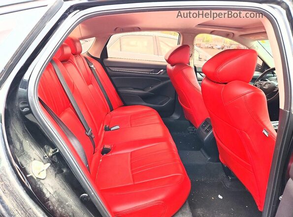 1HGCV1F96JA026268 2018 HONDA ACCORD Черный Вид задних сидений