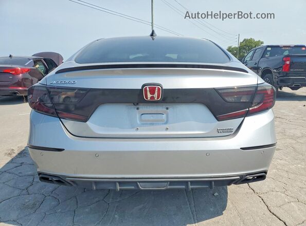 1HGCV1F97JA204995 2018 HONDA ACCORD Silver Հետևի տեսք