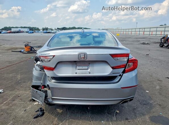 1HGCV1F98JA077769 2018 HONDA ACCORD Silver Вид ззаду