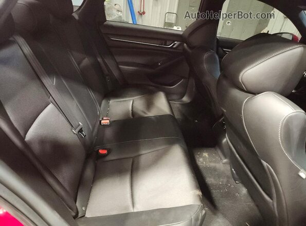 1HGCV2F31KA004939 2019 HONDA ACCORD Red Widok tylnych siedzeń