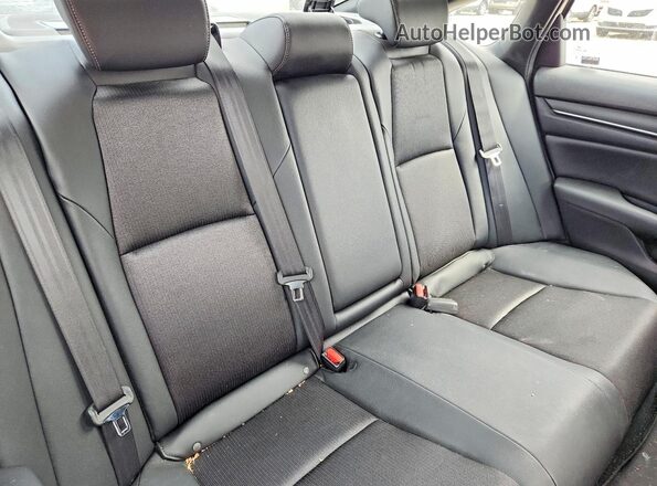 1HGCV2F33KA021869 2019 HONDA ACCORD Silver Vista de los asientos traseros