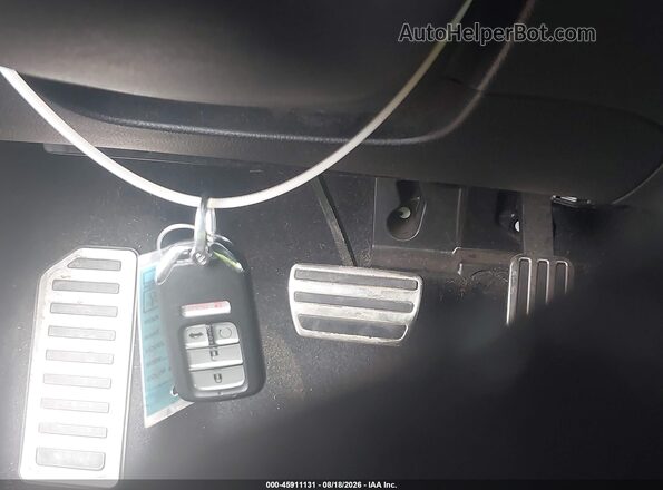 1HGCV2F34JA025718 2018 HONDA ACCORD White Vista del salpicadero