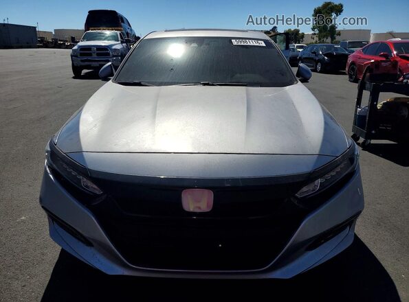 1HGCV2F36JA054556 2018 HONDA ACCORD Серебряный Вид спереди