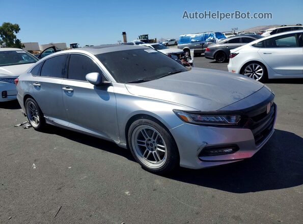 1HGCV2F36JA054556 2018 HONDA ACCORD Серебряный Передняя правая четверть