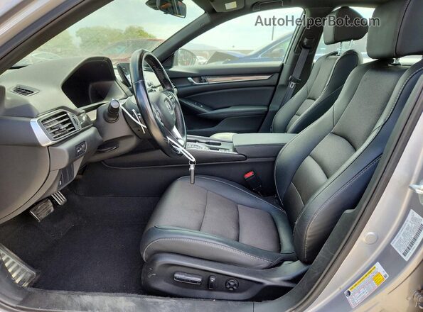 1HGCV2F36MA004759 2021 HONDA ACCORD Silver Вид салону спереду