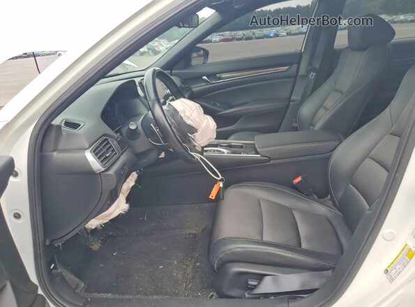 1HGCV2F38MA003869 2021 HONDA ACCORD White Vista interior delantera