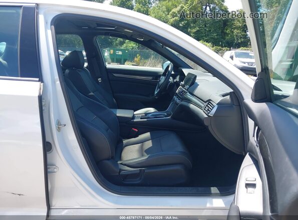 1HGCV2F39KA020676 2019 HONDA ACCORD White Front interior view