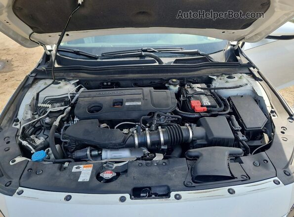 1HGCV2F53JA042883 2018 HONDA ACCORD White Սալոնի հետևի տեսք