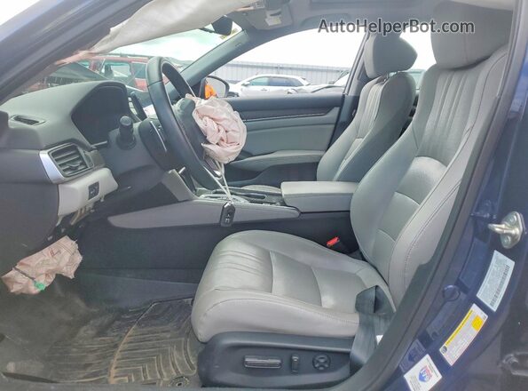 1HGCV2F56JA027391 2018 HONDA ACCORD Blue Вид салону спереду