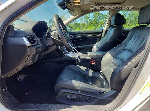 1HGCV2F56KA014674 2019 HONDA ACCORD White Front interior view