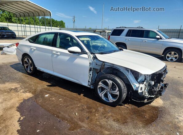 1HGCV2F56KA014674 2019 HONDA ACCORD White Front right