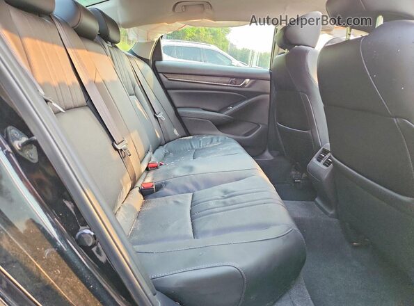 1HGCV2F57JA025178 2018 HONDA ACCORD Black Հետևի նստատեղերի տեսք