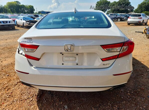 1HGCV2F58JA011239 2018 HONDA ACCORD White უკანა ხედი