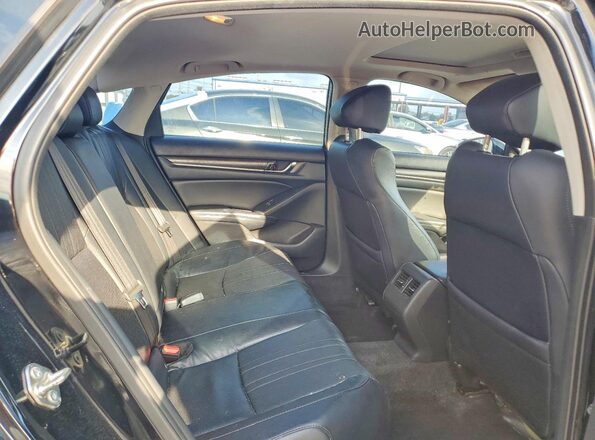 1HGCV2F62JA036033 2018 HONDA ACCORD Black Rear seats view