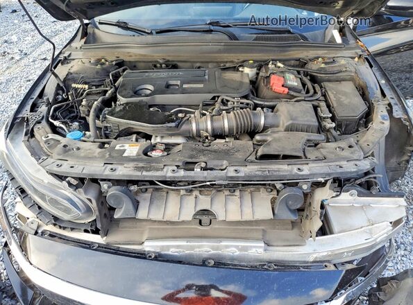 1HGCV2F62JA036033 2018 HONDA ACCORD Black Rear interior view