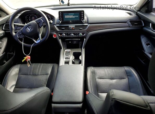 1HGCV2F62JA037974 2018 HONDA ACCORD White Widok deski rozdzielczej