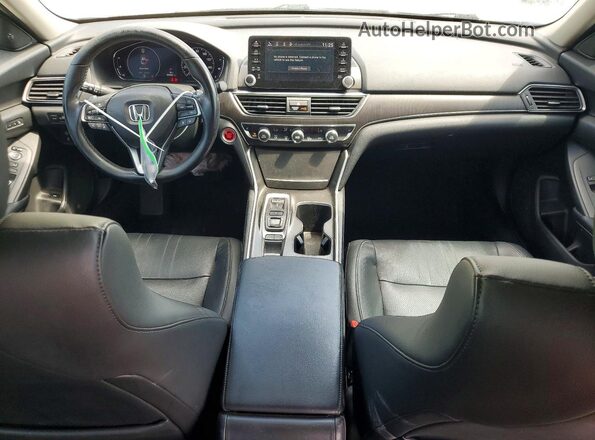 1HGCV2F67JA021107 2018 HONDA ACCORD Серебряный Вид панели приборов