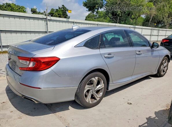 1HGCV2F67JA021107 2018 HONDA ACCORD Серебряный Задняя правая четверть