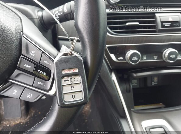1HGCV2F90JA001890 2018 HONDA ACCORD Black Widok deski rozdzielczej