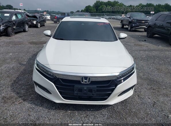 1HGCV2F90JA038664 2018 HONDA ACCORD White Widok zestawu wskaźników