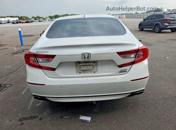1HGCV2F92LA005863 2020 HONDA ACCORD Белый Вид задней части салона