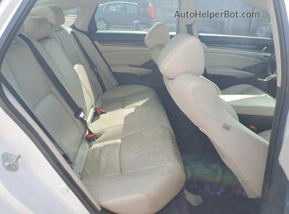 1HGCV2F95MA026868 2021 HONDA ACCORD White ხელსაწყოთა პანელის ხედი