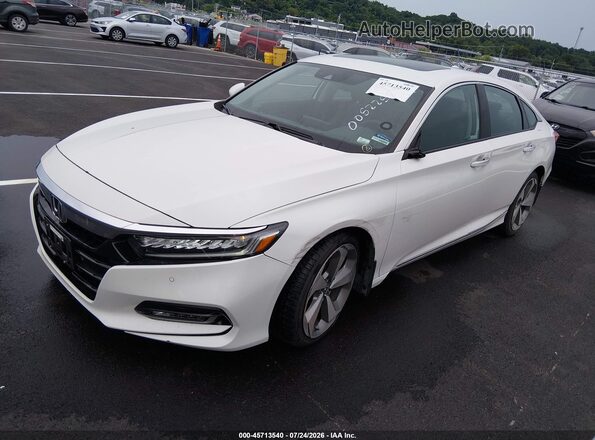 1HGCV2F97JA005225 2018 HONDA ACCORD White Передня ліва чверть