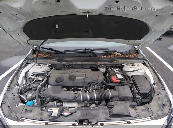 1HGCV2F97JA005225 2018 HONDA ACCORD White Вид ззаду