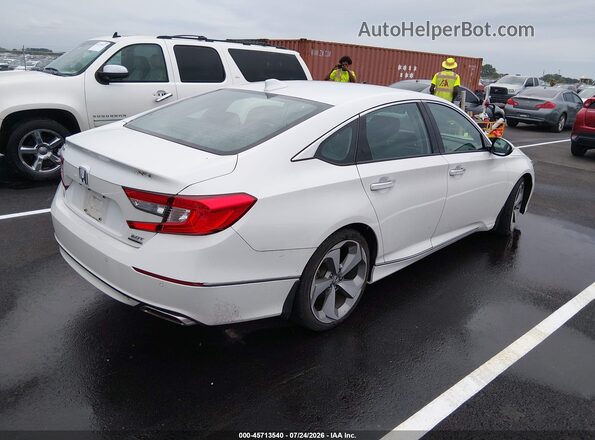 1HGCV2F97JA005225 2018 HONDA ACCORD White Задня права чверть