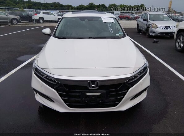 1HGCV2F97JA005225 2018 HONDA ACCORD White Вид щитка приладів
