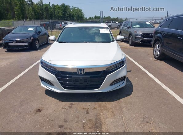 1HGCV2F97JA026804 2018 HONDA ACCORD White Vista interior trasera