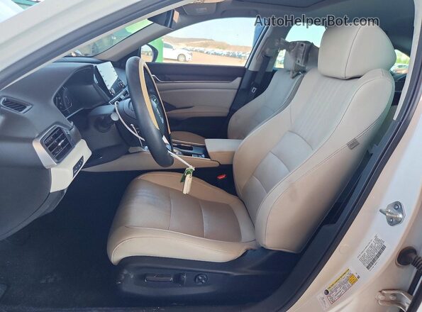 1HGCV2F99MA010933 2021 HONDA ACCORD White Vista interior delantera