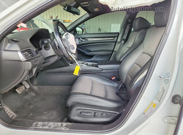 1HGCV3F29NA030562 2022 HONDA ACCORD White Vista interior delantera