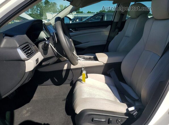 1HGCV3F44LA006474 2020 HONDA ACCORD Белый Вид салона спереди