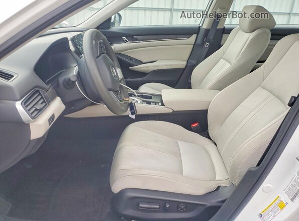 1HGCV3F45KA012573 2019 HONDA ACCORD White Вид салону спереду