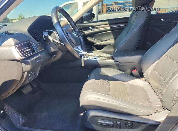 1HGCV3F56MA006177 2021 HONDA ACCORD Silver Вид салону спереду