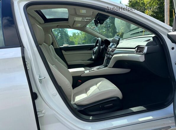 1HGCV3F59MA009042 2021 HONDA ACCORD White Vista trasera