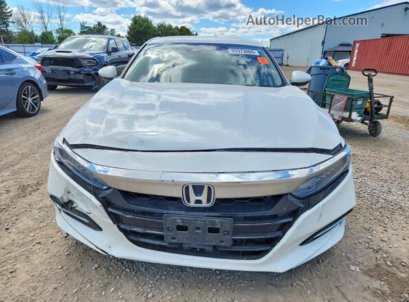 1HGCV3F72KA800818 2019 HONDA ACCORD White Դիմացի տեսք